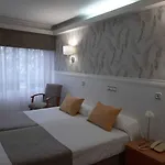 酒店 阿尔米兰特酒店 *