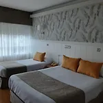 阿尔米兰特酒店 *